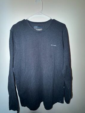Columbia Men's Long Sleeve Crew - Charcoal Gray